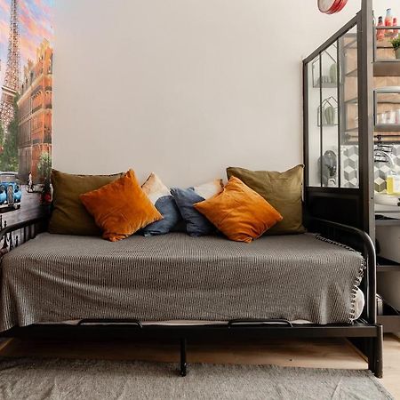 Studio Paris - Metro 7 Cadet - Quartier Faubourg-Montmartre Exteriör bild