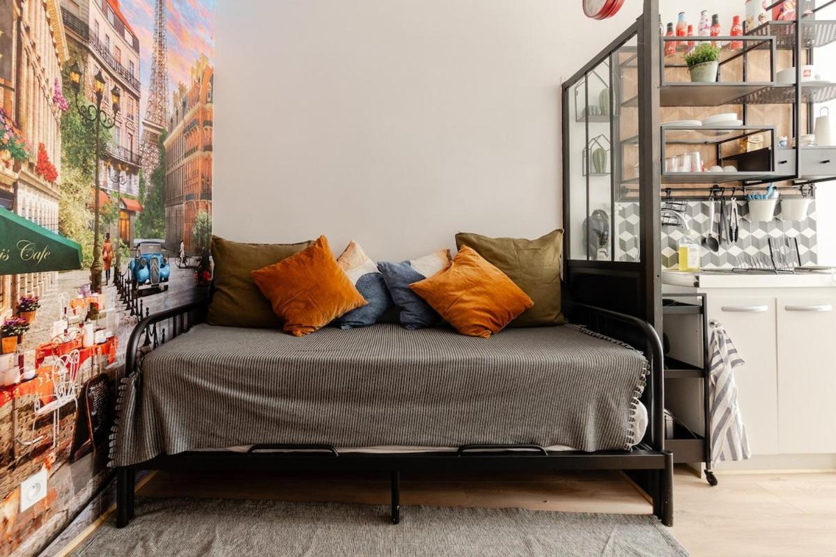 Studio Paris - Metro 7 Cadet - Quartier Faubourg-Montmartre Exteriör bild